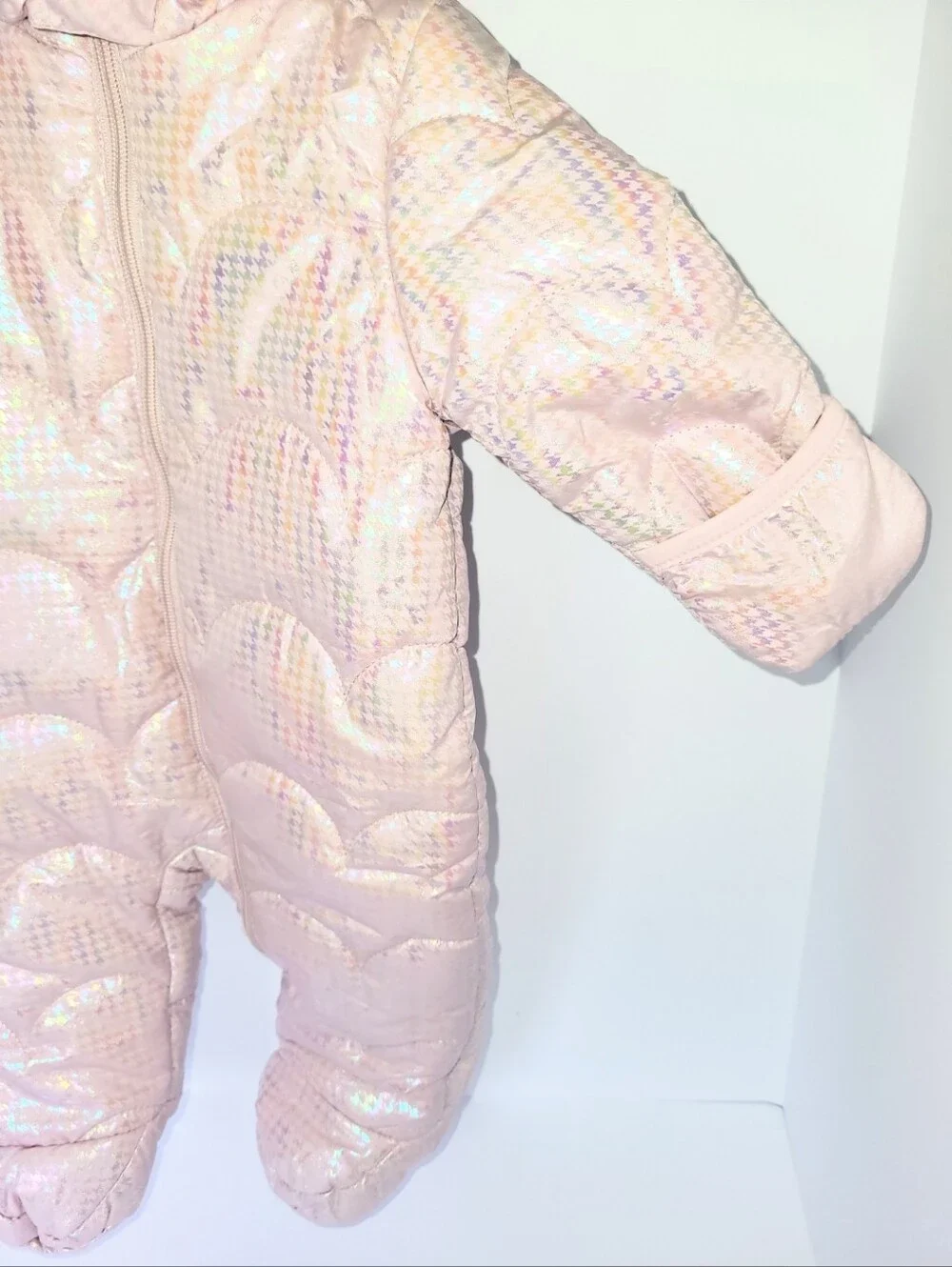 NWOT Kensie Baby Girl Pink Iridescent Snowsuit Baby Bunting Pram 3-6 Months